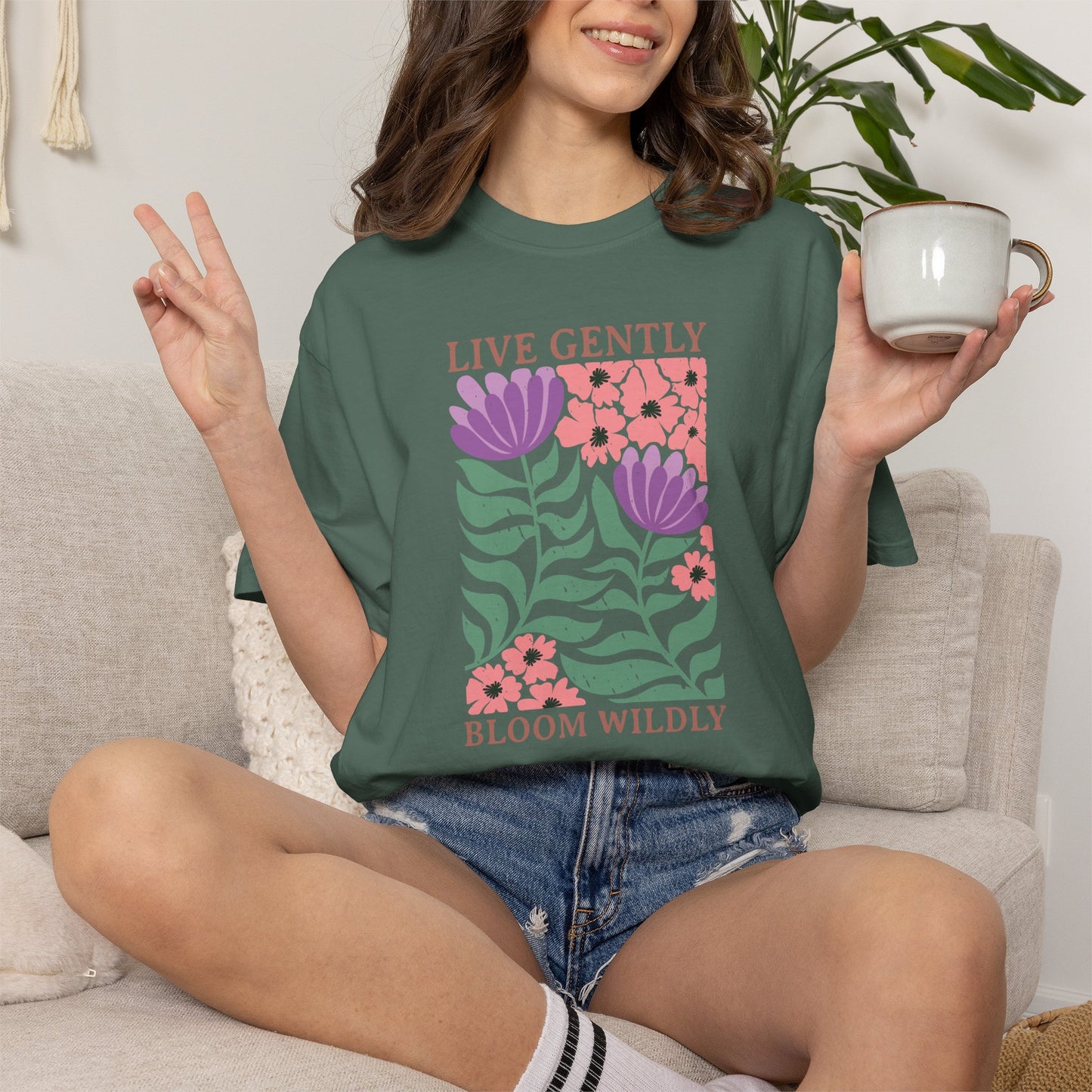 Boho Flower Shirt | Comfort Colors Tee | Vintage Floral Graphic T-Shirt for Women