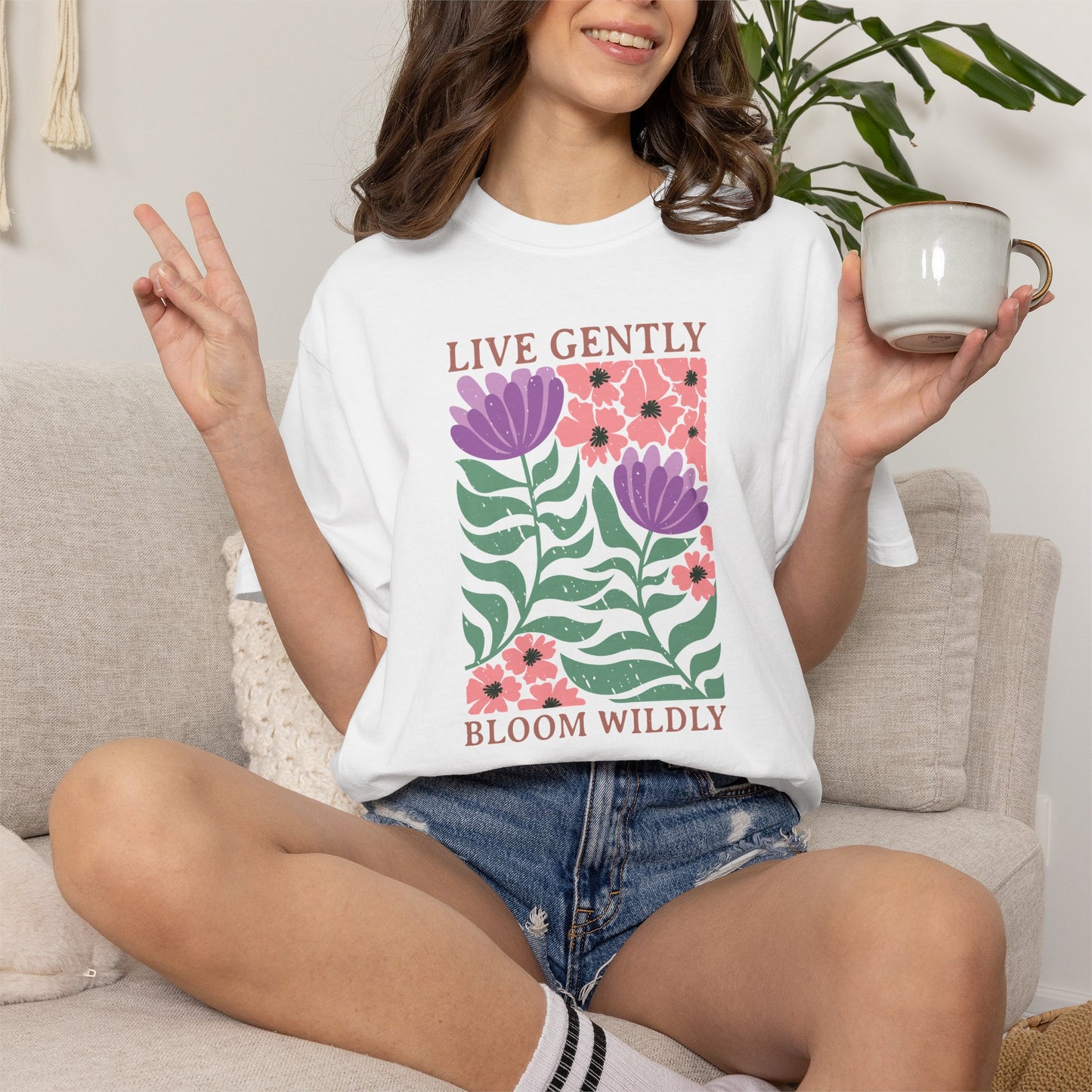 Boho Flower Shirt | Comfort Colors Tee | Vintage Floral Graphic T-Shirt for Women
