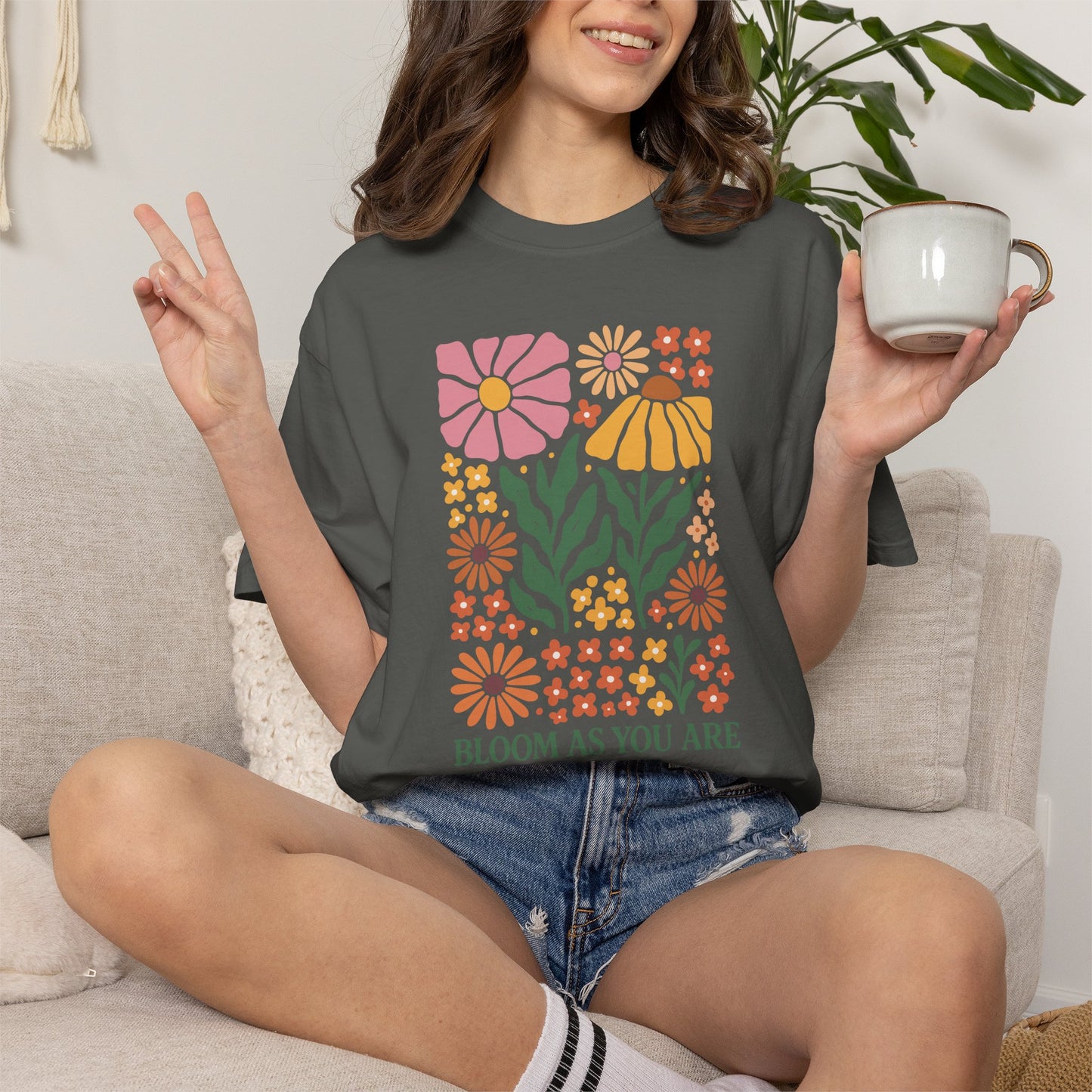Boho Flower Shirt | Comfort Colors Tee | Vintage Floral Graphic T-Shirt for Women