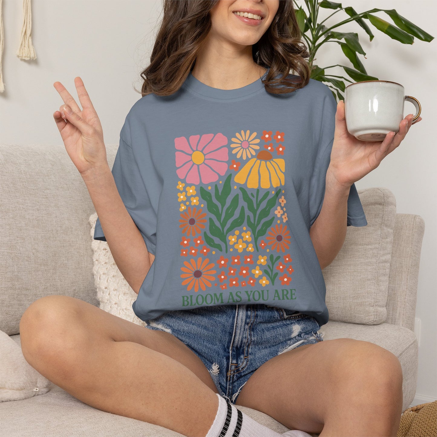 Boho Flower Shirt | Comfort Colors Tee | Vintage Floral Graphic T-Shirt for Women