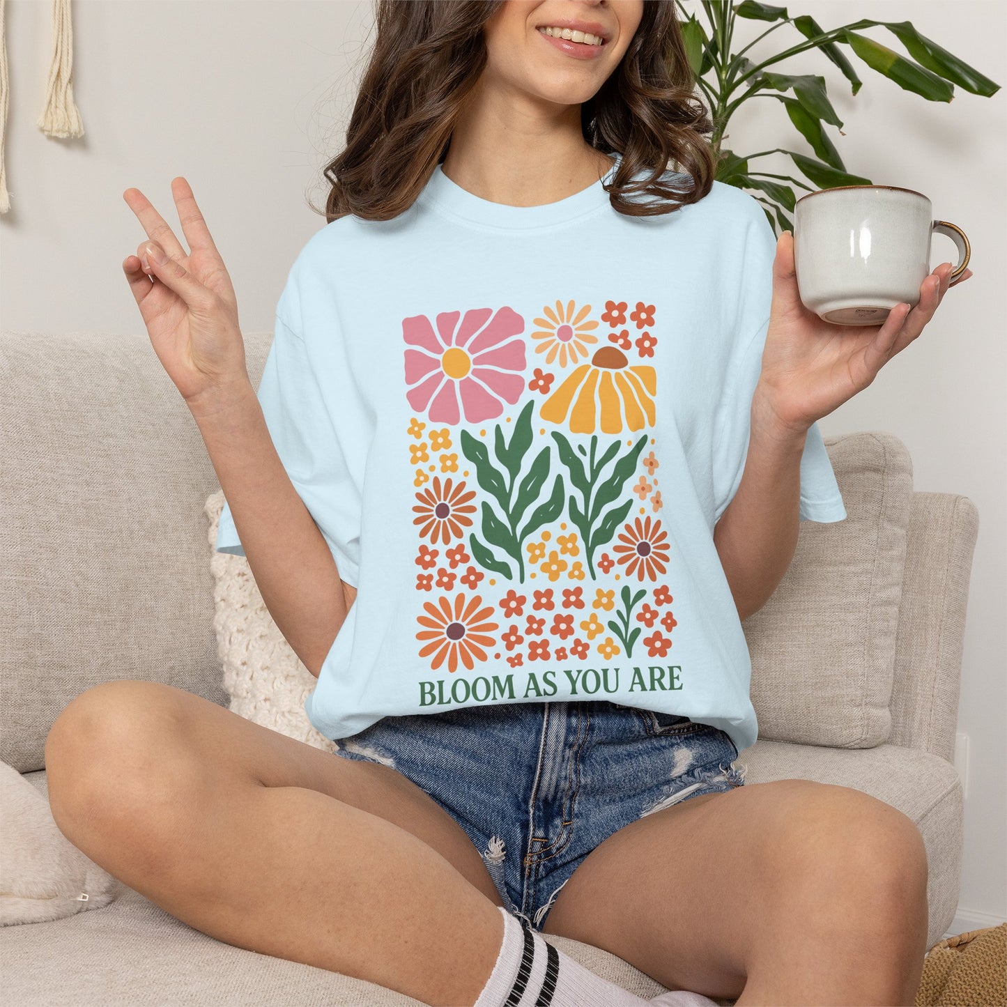 Boho Flower Shirt | Comfort Colors Tee | Vintage Floral Graphic T-Shirt for Women