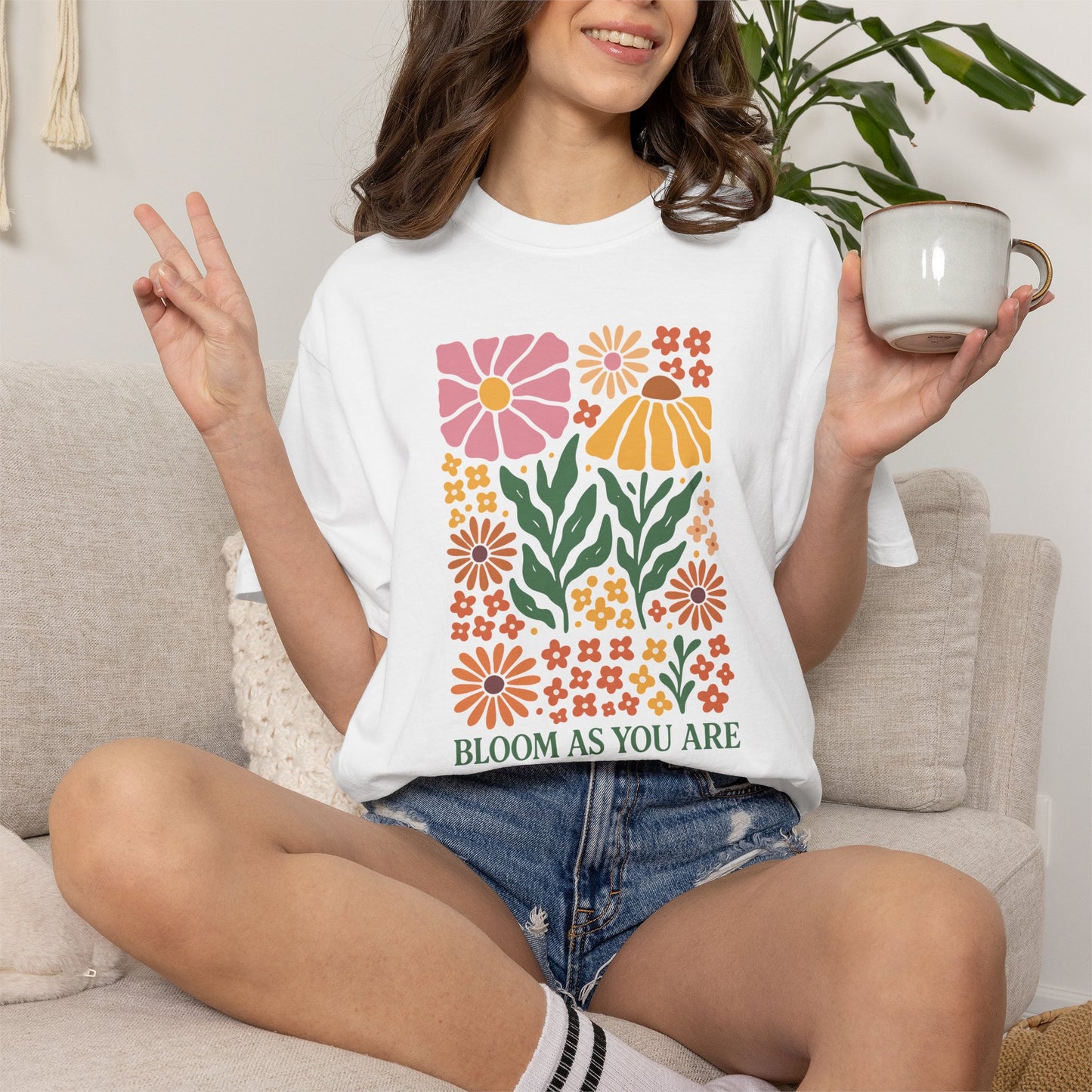 Boho Flower Shirt | Comfort Colors Tee | Vintage Floral Graphic T-Shirt for Women