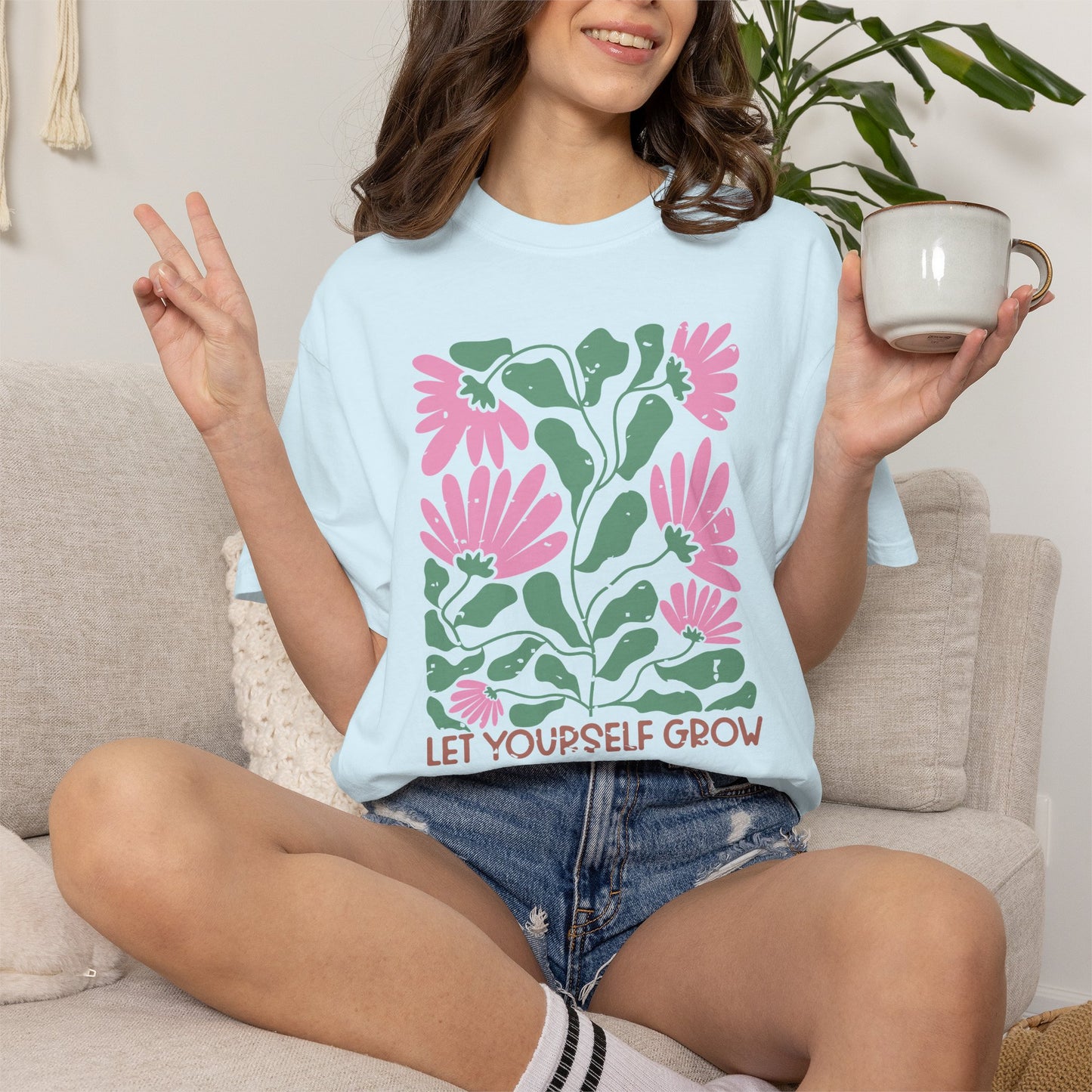 Boho Flower Shirt | Comfort Colors Tee | Vintage Floral Graphic T-Shirt for Women
