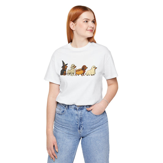 Cute Dachshunds Halloween Graphic Tee - Adorable Wiener Dogs as Mummy Hot Dog Witch & Ghost - Perfect for Dog Lovers & Spooky Season Outfits